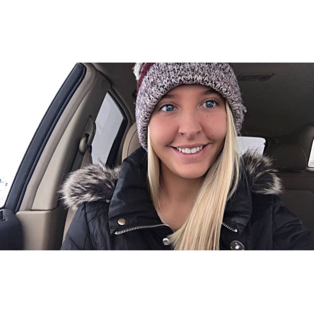 Meet your Posher, Kayla